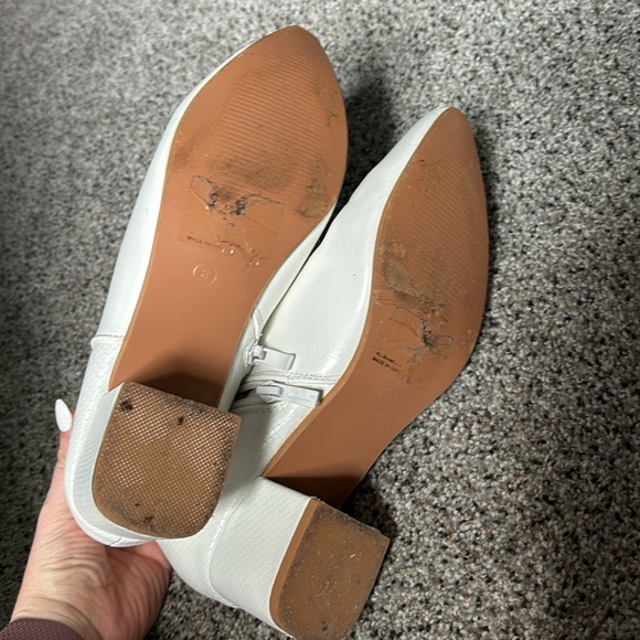 White booties - Picture 3 of 4